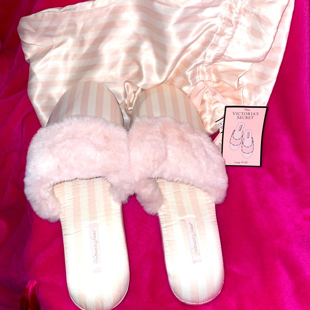 Nwt slippers